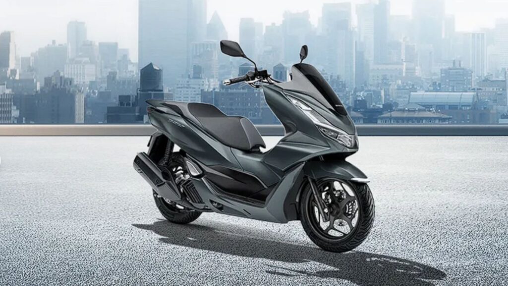 Honda PCX160 Launch date in India and features details