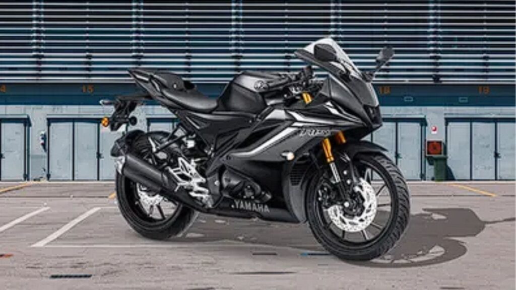 Yamaha R15 V4 Specification, Price and Feature list details